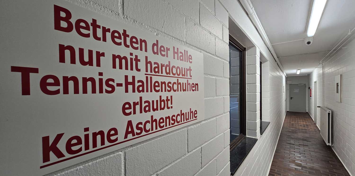 HALLENSCHUHE TRAGEN!